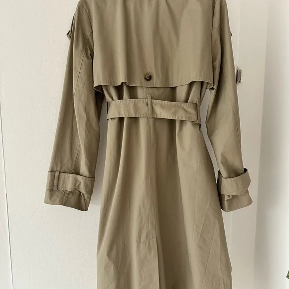 Banana Republic Factory Beige Trench Coat - Picture 4 of 8